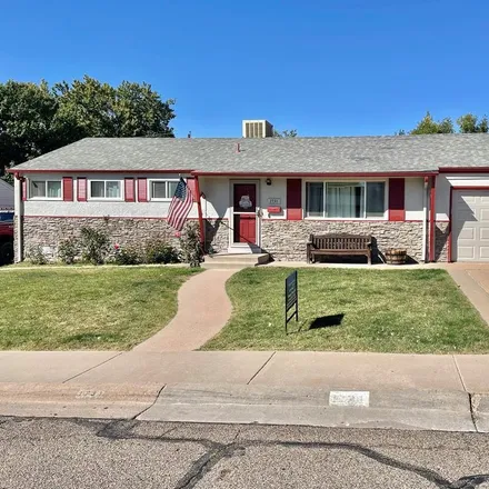 Buy this 4 bed house on 1731 Comanche Road in Pueblo, CO 81001