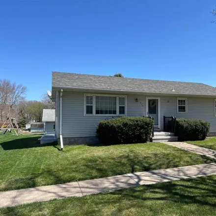 Buy this 3 bed house on 319 East 3rd Street in Remsen, Plymouth County