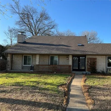 Buy this 3 bed house on 1900 Arvada Drive in Richardson, TX 75081