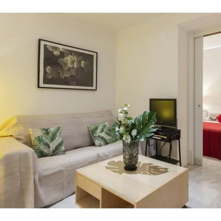Image 3 - Calle de Antonio Zamora, 15, 28011 Madrid, Spain - Apartment for rent