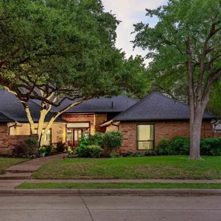 Buy this 5 bed house on 2020 Wing Point Lane in Plano, TX 75093