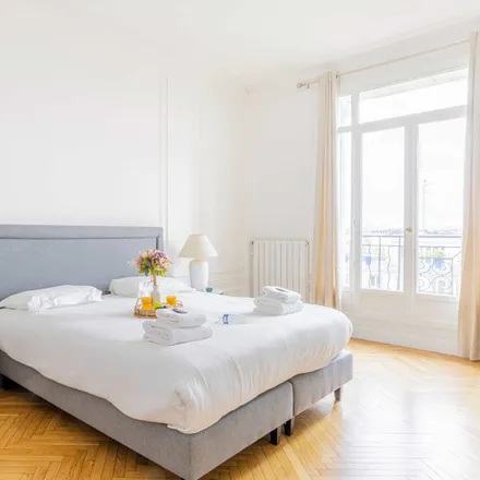 Image 2 - 45 Boulevard Suchet, 75016 Paris, France - Apartment for rent