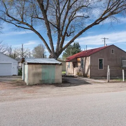 Buy this 2 bed house on 699 West 7th Street in Shoshone, ID 83352