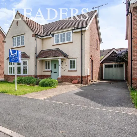 Rent this 4 bed house on Earls Court Way in Worcester, WR2 5GN