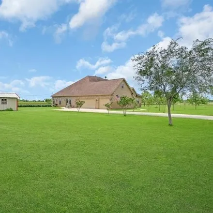 Image 4 - 9022 Dixie Ln, Needville, Texas, 77461 - House for sale