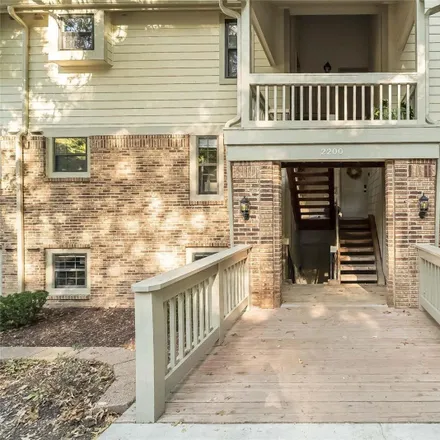 Buy this 1 bed condo on 2200 Canyonlands Drive in Maryland Heights, MO 63043