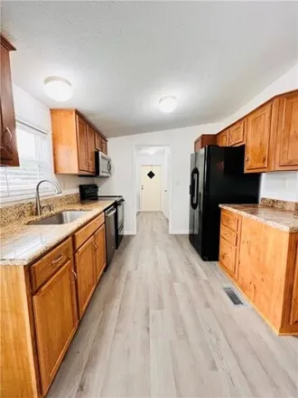 Image 8 - 990 North Fuqua Street, Rockport, TX 78382, USA - Apartment for sale