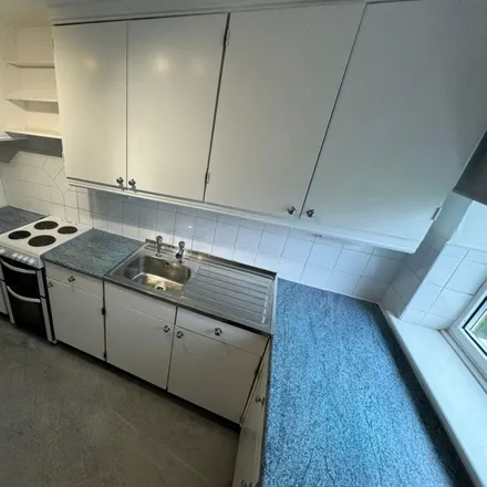 Image 4 - Blackbush Walk, Thornaby-on-Tees, TS17 0LU, United Kingdom - Apartment for rent