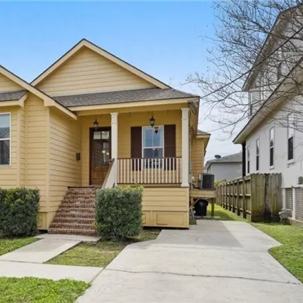 Image 2 - 342 40th St, New Orleans, Louisiana, 70124 - House for sale