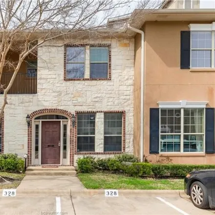 Buy this 3 bed condo on Gateway Shopping Center in 1505 University Drive East, College Station