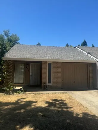 Buy this 2 bed house on 2914 Platinum Ct in Rancho Cordova, California