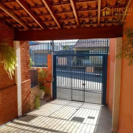 Buy this 2 bed house on Rua Pedro Bussaglia in Bairro Cruz das Almas, Itu - SP