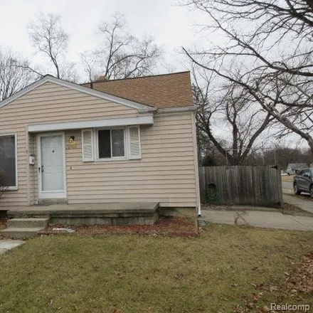Rent this 3 bed house on Norfolk in Redford Township, MI 48240