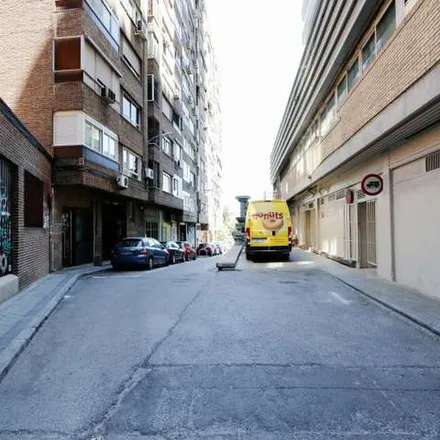 Image 9 - Dia, Calle de Antonio López, 28019 Madrid, Spain - Apartment for rent