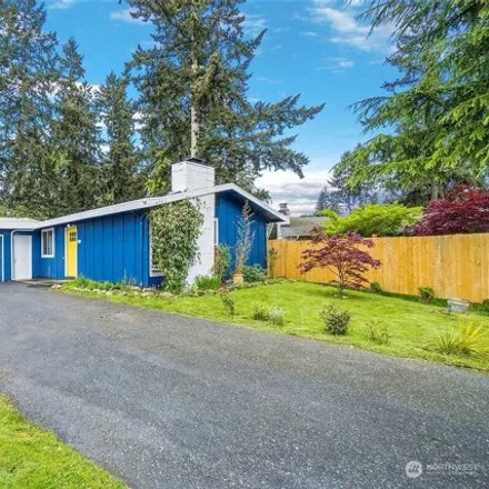 Buy this 3 bed house on 17415 Southeast 266th Place in Covington, WA 98042