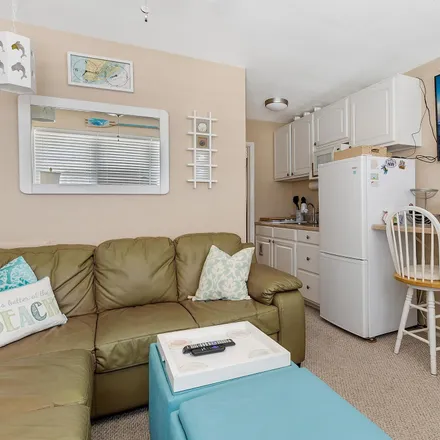 Image 3 - 414 East 4th Avenue, North Wildwood, Cape May County, NJ 08260, USA - Condo for sale