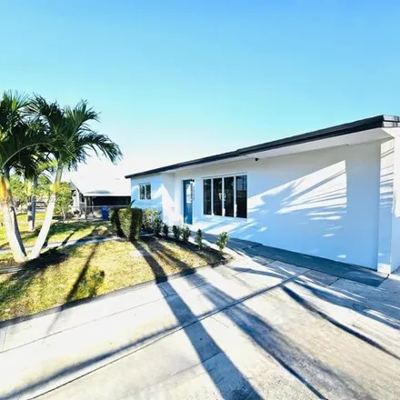 Image 4 - 1129 West 26th Court, Riviera Beach, FL 33404, USA - House for sale