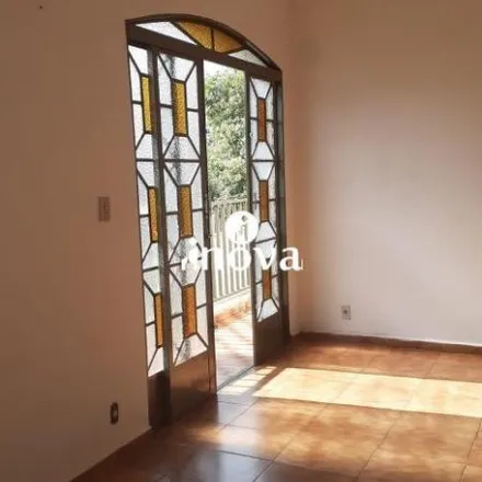 Image 2 - Avenida Doutor Fidelis, Centro, Uberaba - MG, 38015-020, Brazil - House for sale