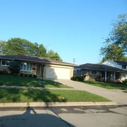 Rent this 4 bed house on 6664 Cambridge Street in Dearborn Heights, MI 48127