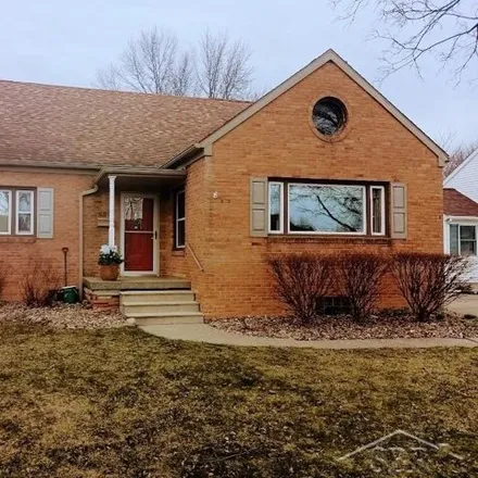 Buy this 4 bed house on 450 Hunter Street in Saginaw, MI 48602