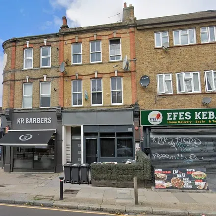 Rent this 1 bed apartment on 192 Brockley Road in London, SE4 2RU