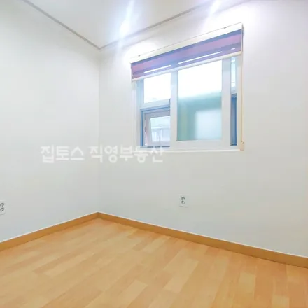 Rent this studio apartment on 서울특별시 도봉구 방학동 607