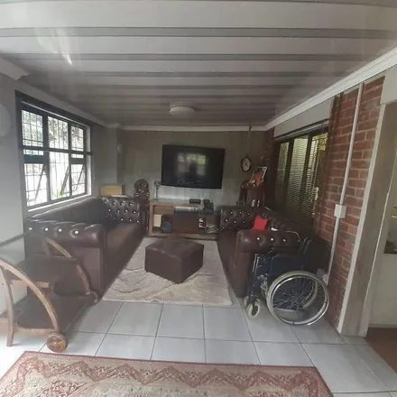Image 9 - Qashana Khuzwayo Road, eThekwini Ward 21, Pinetown, 3629, South Africa - Apartment for rent