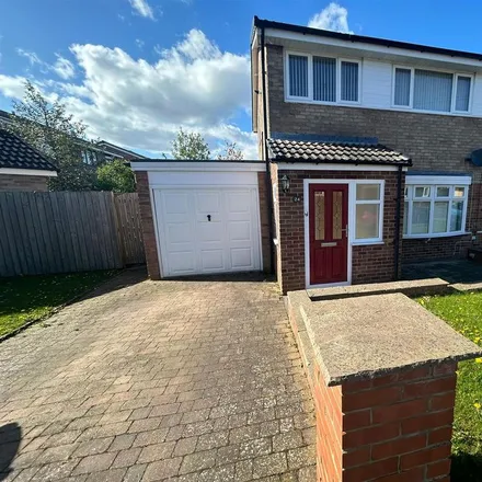 Rent this 3 bed house on Debruse Avenue in Yarm, TS15 9QL