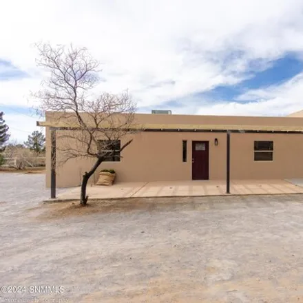 Image 2 - 6715 Fox Rd, Las Cruces, New Mexico, 88012 - House for sale