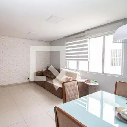 Rent this 3 bed apartment on Avenida Juiz Marco Túlio Isaac in Jardim das Alterosas, Betim - MG