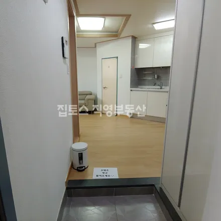 Rent this 1 bed apartment on 서울특별시 강남구 역삼동 750-24