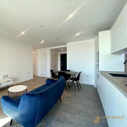 Image 7 - Jolles House, 2 Old Brewery Road, Bromley-by-Bow, London, E3 3AU, United Kingdom - Apartment for rent