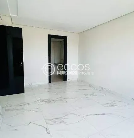 Buy this 2 bed apartment on Rua Bueno Brandão in Osvaldo Rezende, Uberlândia - MG