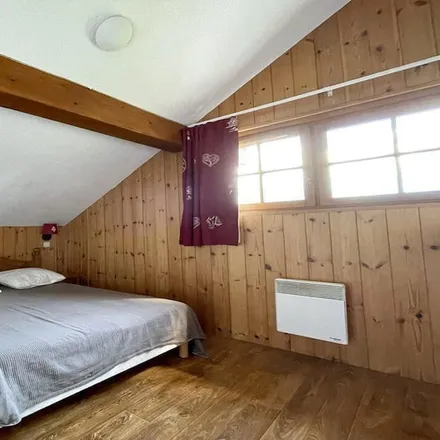 Rent this 3 bed apartment on 05290 Puy-Saint-Vincent