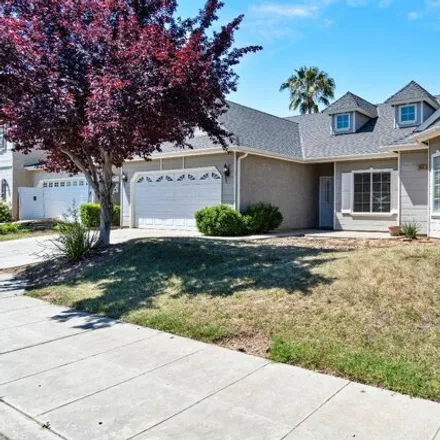 Buy this 3 bed house on 4665 West Michigan Avenue in Fresno, CA 93722