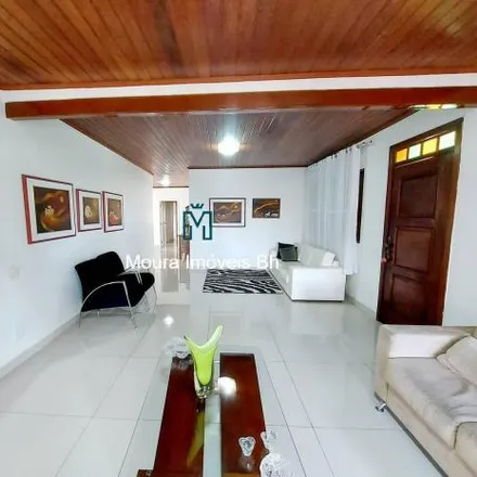 Buy this 8 bed house on Rua Andrade e Silva in Copacabana, Belo Horizonte - MG