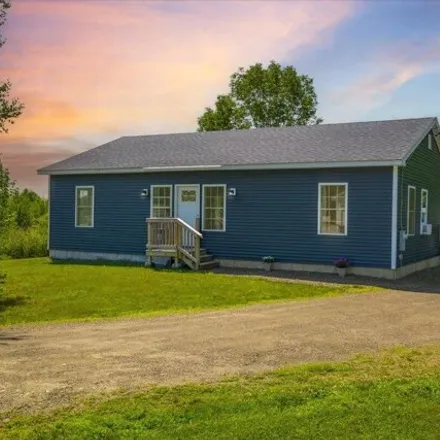Image 2 - 118 Bowman St, Farmingdale, Maine, 04344 - House for sale