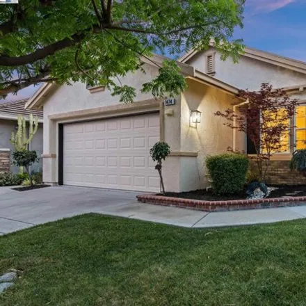 Buy this 2 bed house on 1472 Bismarck Lane in Brentwood, CA 94513