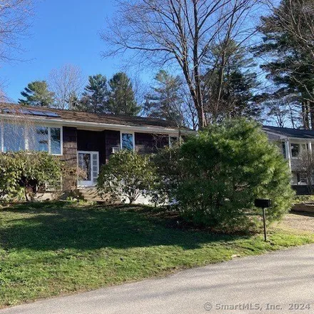 Rent this 3 bed house on 40 Pine Rd in Morris, Connecticut