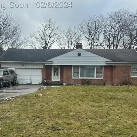 Buy this 3 bed house on 13768 Reeck Road in Southgate, MI 48195