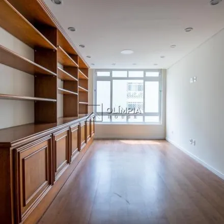 Rent this 3 bed apartment on Rua Sabará 318 in Higienópolis, São Paulo - SP