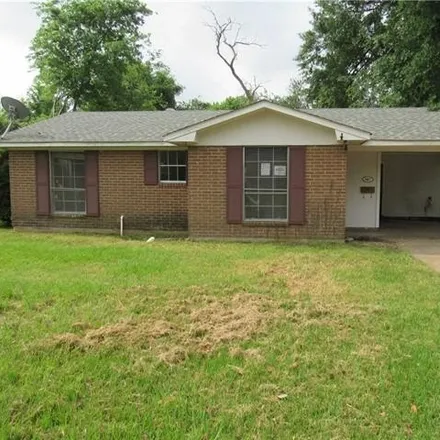 Buy this 3 bed house on 435 Watson Drive in Natchitoches, LA 71457