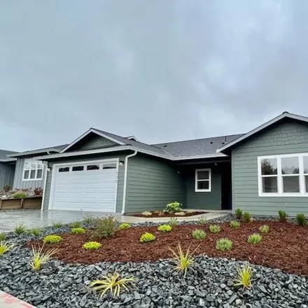 Buy this 3 bed house on 263 Ridge View Court in Fortuna, CA 95540