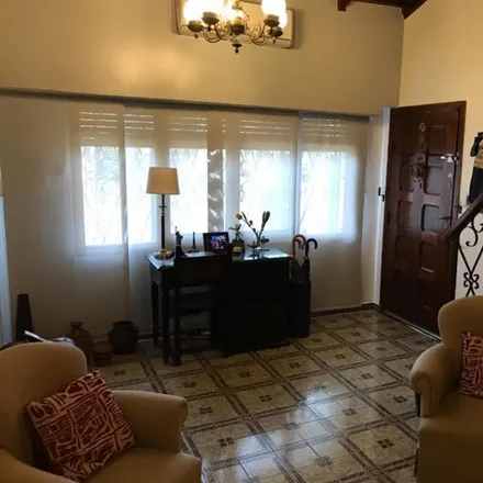 Image 1 - Presidente Derqui 2299, Partido de Lomas de Zamora, 1828 Banfield, Argentina - House for sale