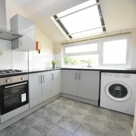 Image 1 - Malefant Street, Cardiff, CF24 4NH, United Kingdom - House for rent