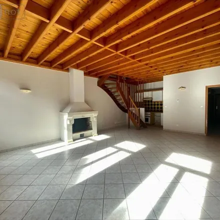 Rent this 3 bed apartment on 30 Rue Desmyttere in 59670 Cassel, France