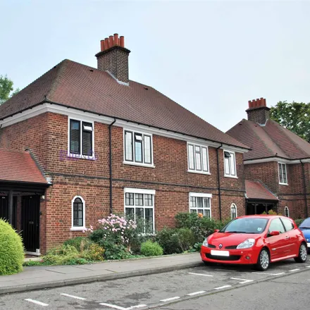 Buy this 1 bed house on Southend Road