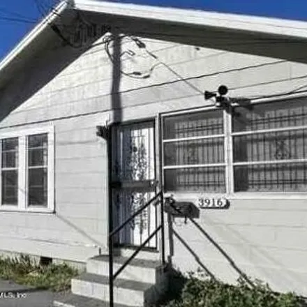Buy this 2 bed house on 3960 North Davis Street in Jacksonville, FL 32209