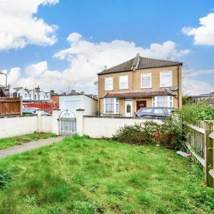 Image 5 - Chaucer Road, London, SM1 2QP, United Kingdom - House for sale