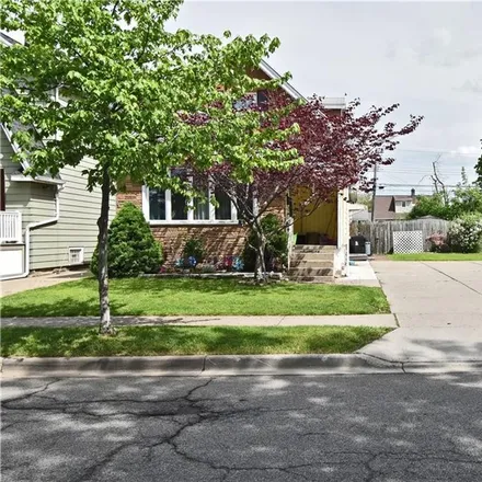 Buy this 4 bed house on 169 North End Avenue in Buffalo, NY 14217